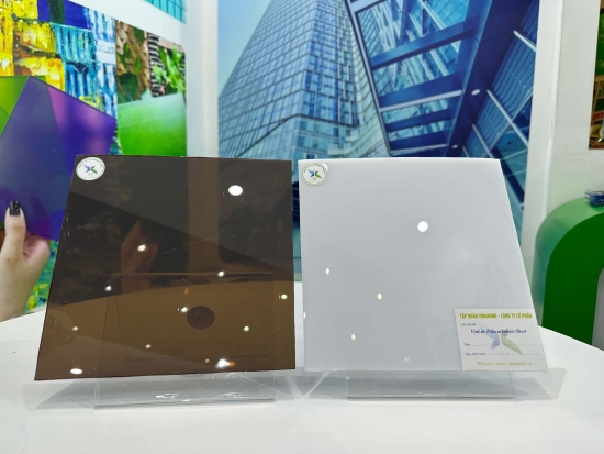 Tấm lợp lấy sáng đặc 4.8mm (ly)