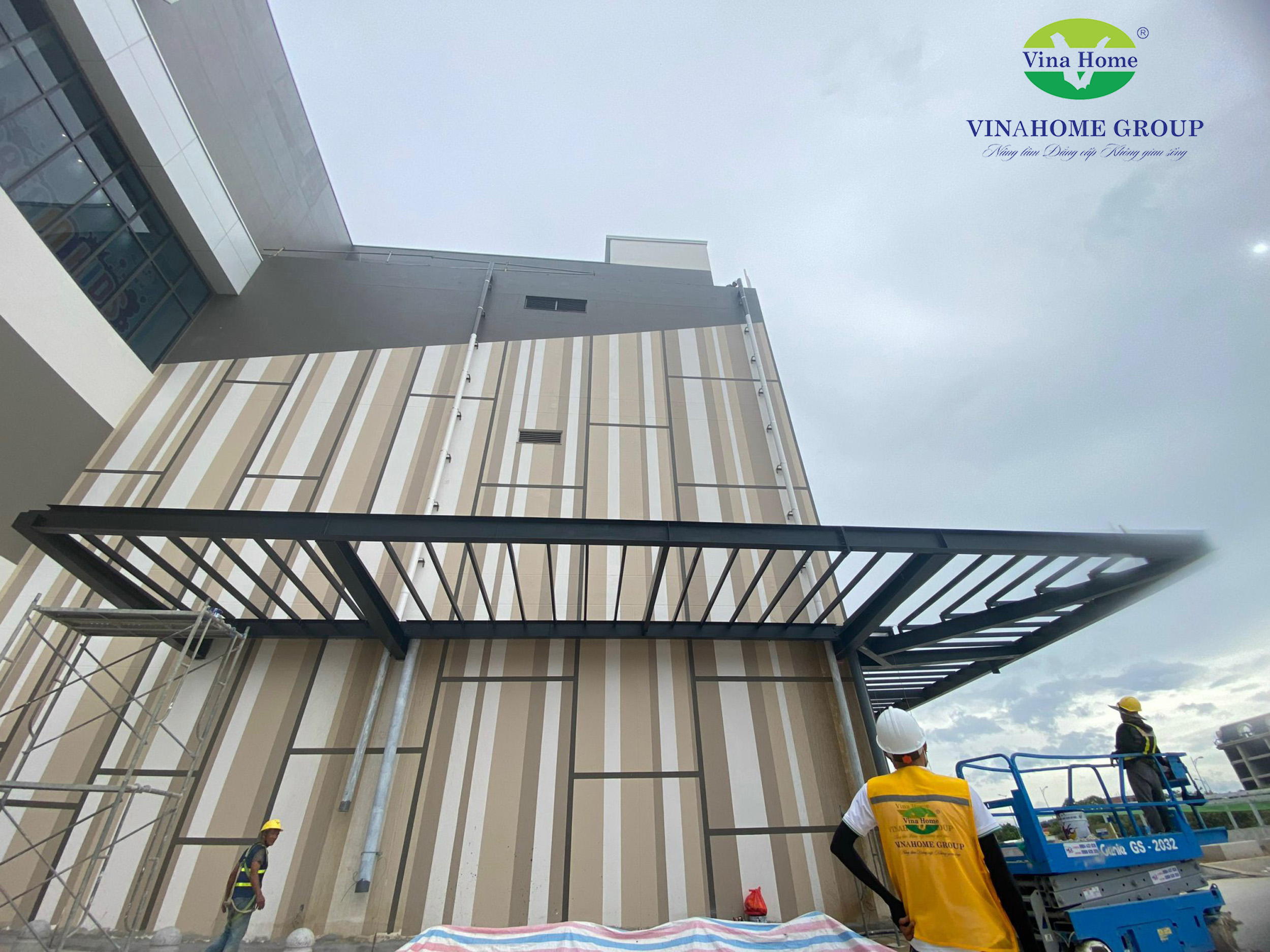 Công trình mái lấy sáng Poly AEON Huế