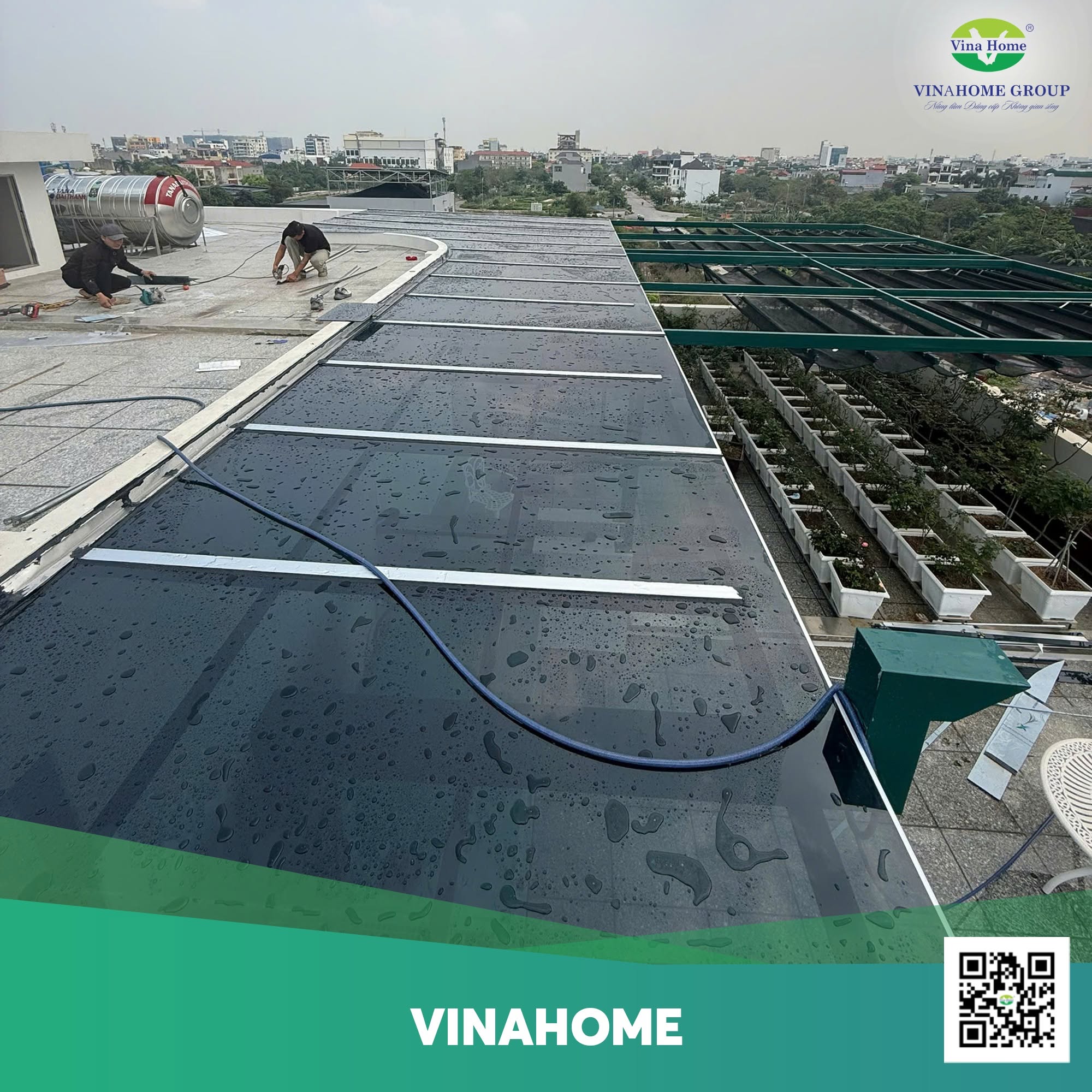 Vệ sinh mái nhựa Polycarbonate